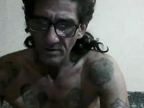 Snapshot of Zgodanilep chatting on March 20, 2025, 5:58 pm Zgodanilep online show from March 20, 2025, 5:58 pm