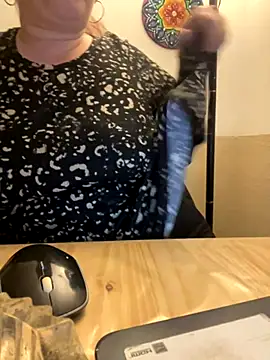 Popinasq online show from October 12, 2025, 6:34 am