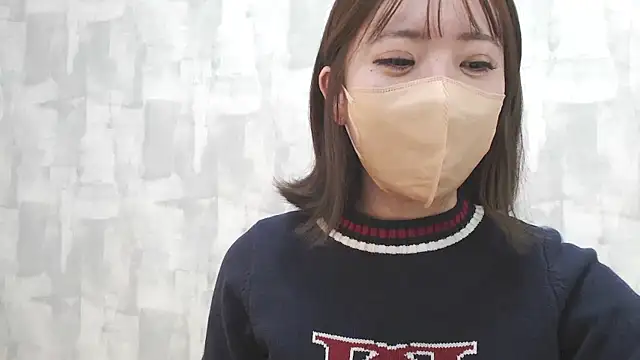 Snapshot of LOVE_MOMO_LOVE chatting on January 17, 2025, 2:07 pm LOVE MOMO LOVE online show from January 17, 2025, 2:07 pm