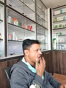 Raj1043 online show from November 26, 2025, 5:19 am