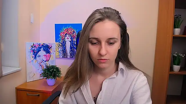 Snapshot of _Nicole_new chatting on February 17, 2025, 12:59 pm  Nicole new online show from February 17, 2025, 12:59 pm