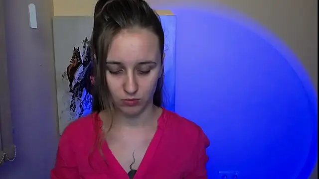 Snapshot of _Nicole_new chatting on February 19, 2025, 1:17 pm  Nicole new online show from February 19, 2025, 1:17 pm