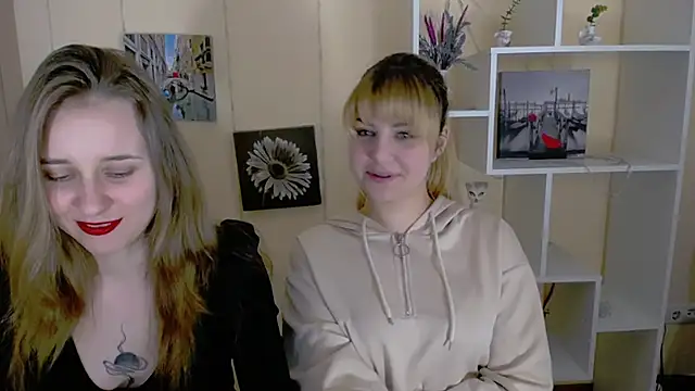 Snapshot of _Nicole_new chatting on March 13, 2025, 2:12 pm  Nicole new online show from March 13, 2025, 2:12 pm