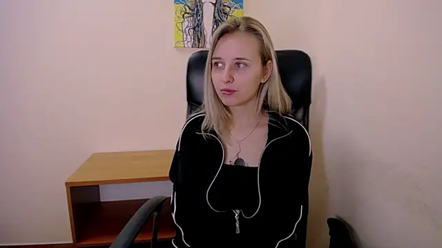 Snapshot of _Nicole_new chatting on September 20, 2025, 8:48 am  Nicole new online show from September 20, 2025, 8:48 am