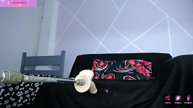 Snapshot of paola_ferreira chatting on October 13, 2025, 1:44 pm paola ferreira online show from October 13, 2025, 1:44 pm