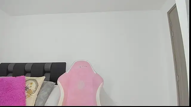 Snapshot of SabaBrown chatting on December 13, 2024, 3:38 am SabaBrown online show from December 13, 2024, 3:38 am