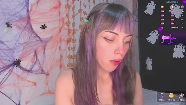 MiaGoth  online show from October 25, 2025, 1:24 am