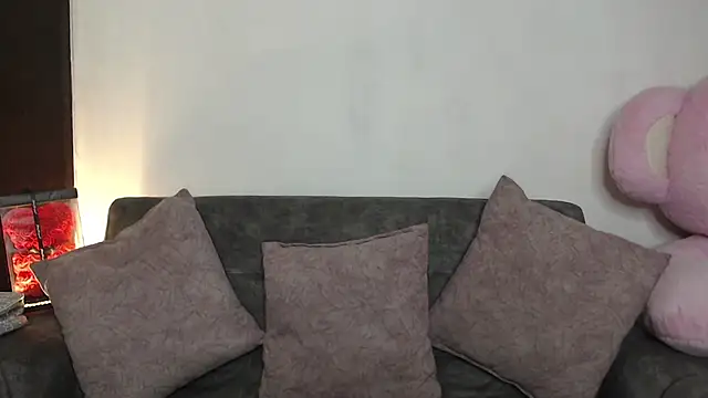 Snapshot of stephaniedj1 chatting on October 9, 2025, 8:18 pm stephaniedj1 online show from October 9, 2025, 8:18 pm