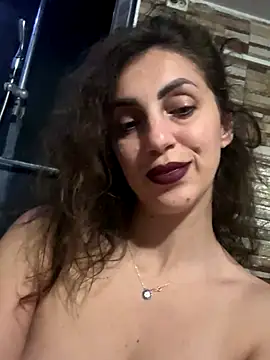 Snapshot of EmaSkyes chatting on October 28, 2025, 7:38 pm EmaSkyes online show from October 28, 2025, 7:38 pm