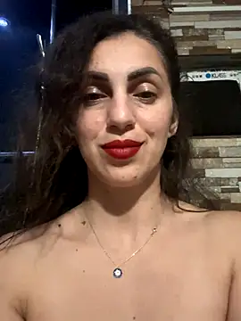 Snapshot of EmaSkyes chatting on October 31, 2025, 8:32 pm EmaSkyes online show from October 31, 2025, 8:32 pm