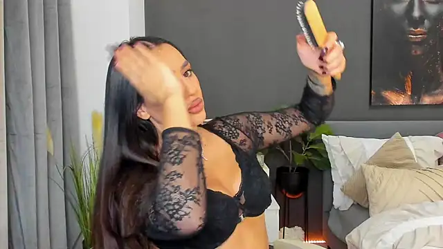 Snapshot of Sonia__Rey chatting on November 20, 2025, 7:24 pm Sonia Rey online show from November 20, 2025, 7:24 pm