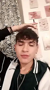 jeanfarelo online show from September 24, 2025, 12:36 am