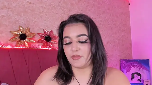 Snapshot of LorenaStevens chatting on January 16, 2025, 7:28 am LorenaStevens online show from January 16, 2025, 7:28 am