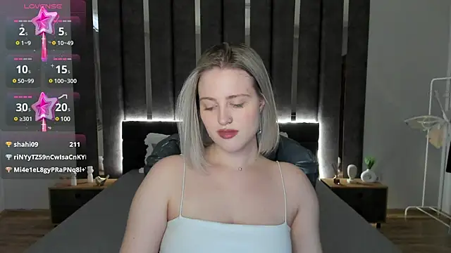  Sarah Soul  online show from January 23, 2025, 7:00 am