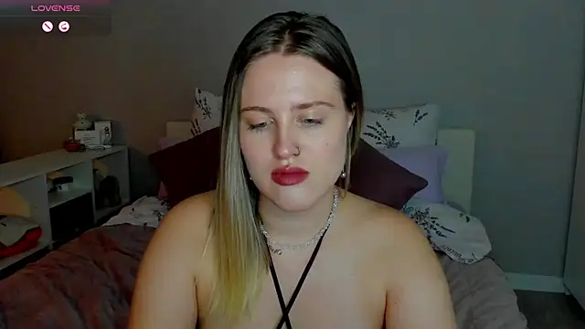  Sarah Soul  online show from October 13, 2025, 12:27 pm