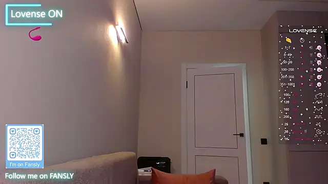 Snapshot of pretty_girlnextdoor chatting on February 21, 2025, 6:59 pm pretty girlnextdoor online show from February 21, 2025, 6:59 pm