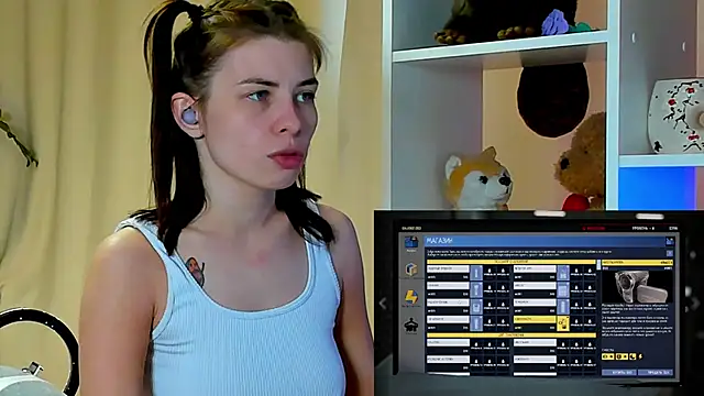 Snapshot of callmetori chatting on December 18, 2024, 8:53 am callmetori online show from December 18, 2024, 8:53 am