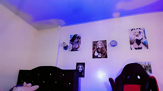 Elissa taylor  online show from November 4, 2025, 7:24 pm