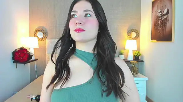 Snapshot of ValeryLovee chatting on November 16, 2025, 4:18 am ValeryLovee online show from November 16, 2025, 4:18 am