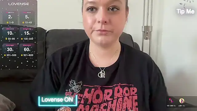 Snapshot of NaughtyWifeUK chatting on February 27, 2025, 2:43 pm NaughtyWifeUK online show from February 27, 2025, 2:43 pm