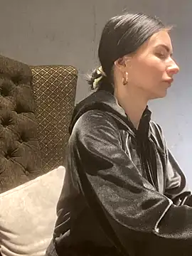 Snapshot of Starry_Siren chatting on November 6, 2025, 11:55 am Starry Siren online show from November 6, 2025, 11:55 am