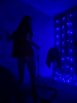 Snapshot of Starry_Siren chatting on November 15, 2025, 5:42 pm Starry Siren online show from November 15, 2025, 5:42 pm