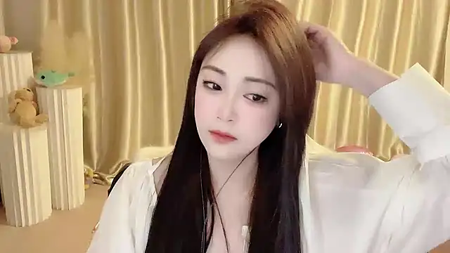 Snapshot of Daisy-77 chatting on February 4, 2025, 5:55 pm Daisy-77 online show from February 4, 2025, 5:55 pm