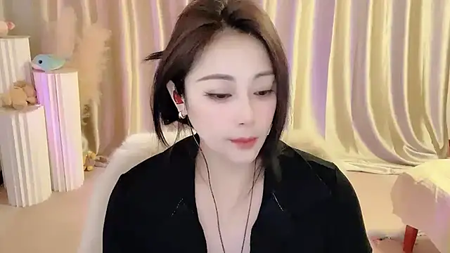 Snapshot of Daisy-77 chatting on March 19, 2025, 6:12 pm Daisy-77 online show from March 19, 2025, 6:12 pm