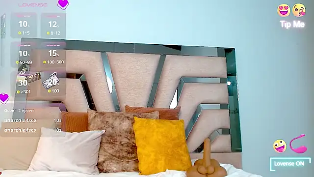 Snapshot of cintia_hills chatting on January 25, 2025, 7:06 am cintia hills online show from January 25, 2025, 7:06 am