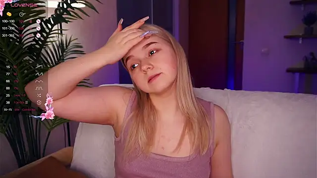 ZaraCreedon online show from January 18, 2025, 11:11 pm