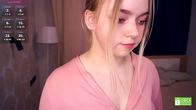 ZaraCreedon online show from October 21, 2025, 5:08 am