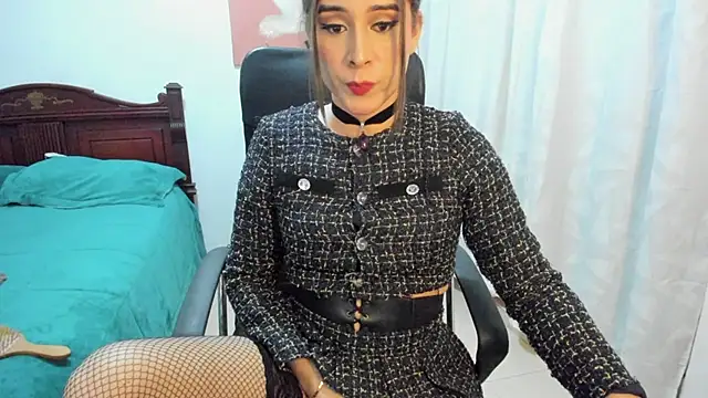 Snapshot of misstresbigcockts chatting on November 29, 2025, 3:20 am misstresbigcockts online show from November 29, 2025, 3:20 am