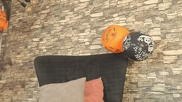 Snapshot of alondrabigtits chatting on October 26, 2025, 12:11 pm alondrabigtits online show from October 26, 2025, 12:11 pm