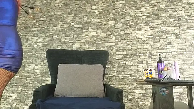 Snapshot of alondrabigtits chatting on November 30, 2025, 11:03 am alondrabigtits online show from November 30, 2025, 11:03 am