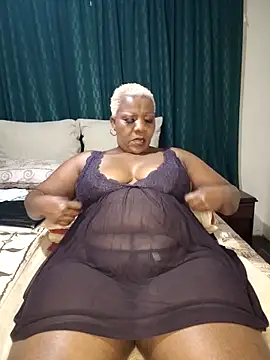 dirasweetlipsxx online show from November 2, 2025, 7:49 pm