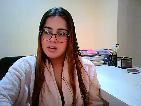 Snapshot of maliamiller chatting on September 26, 2025, 10:36 pm maliamiller online show from September 26, 2025, 10:36 pm