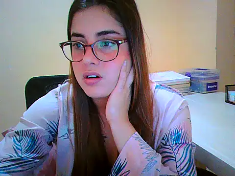 maliamiller online show from November 30, 2025, 11:25 am