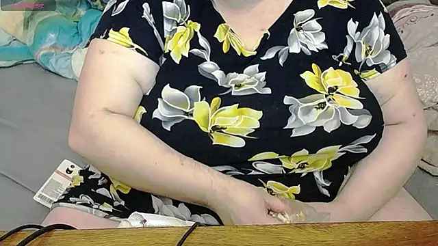 lisa Black00 online show from March 9, 2025, 1:26 pm