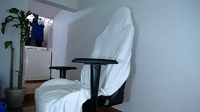 diamond black00 online show from February 8, 2025, 5:29 pm