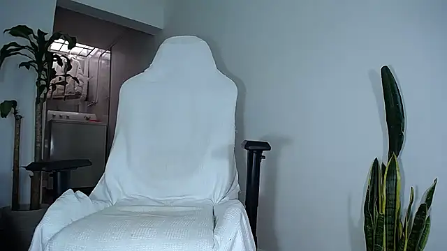 diamond black00 online show from February 12, 2025, 6:19 pm