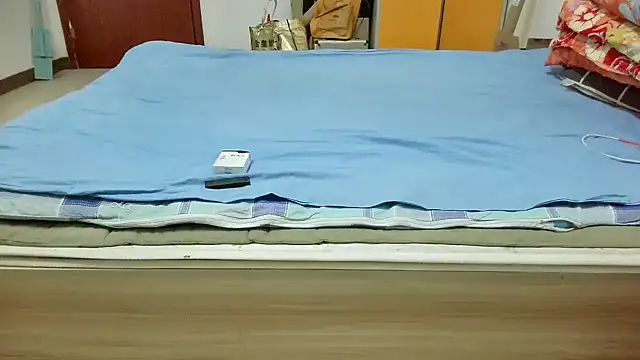 Snapshot of huzi518 chatting on October 22, 2025, 10:37 am huzi518 online show from October 22, 2025, 10:37 am