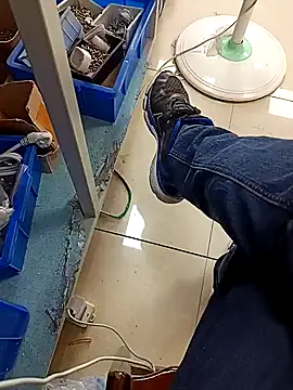 Snapshot of huzi518 chatting on October 27, 2025, 2:15 am huzi518 online show from October 27, 2025, 2:15 am