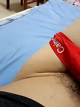 Snapshot of huzi518 chatting on November 22, 2025, 7:02 pm huzi518 online show from November 22, 2025, 7:02 pm