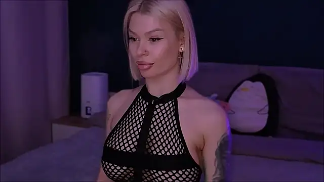 Sasha Mason online show from March 6, 2025, 4:30 am