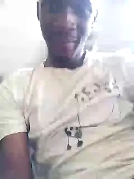 Snapshot of hotyoung24 chatting on January 18, 2025, 11:21 am hotyoung24 online show from January 18, 2025, 11:21 am