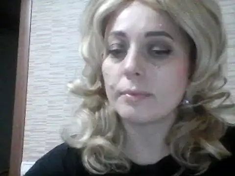 Snapshot of SweetCandy356 chatting on December 10, 2024, 3:33 pm SweetCandy356 online show from December 10, 2024, 3:33 pm