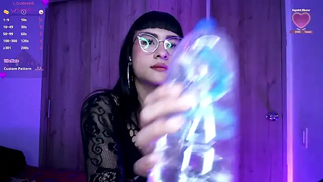 Snapshot of Kiitygirl chatting on February 5, 2025, 8:32 am Kiitygirl online show from February 5, 2025, 8:32 am