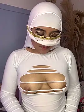 Maisa issa online show from January 16, 2025, 4:28 pm