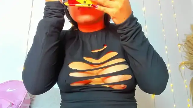 Maisa issa online show from October 7, 2025, 1:30 pm