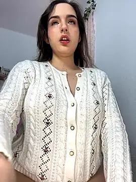 tatianaAlvarez1 online show from November 12, 2025, 10:15 am